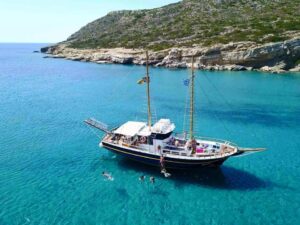 Sail, Swim and BBQ on a Wooden Ship